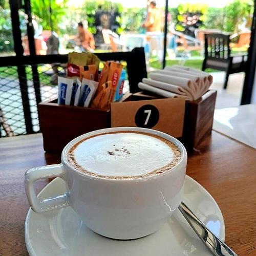 CAPUCCINO & CO...